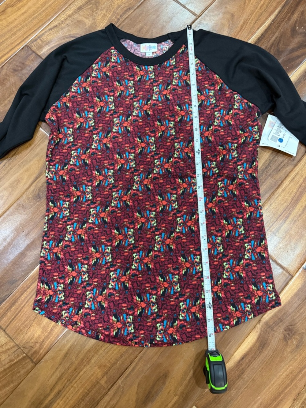 LuLaRoe Red Multi-Color Raglan Randy Tee - Picture 5 of 6